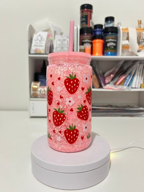 Strawberry Snowglobe tumbler - Image 2