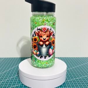Cute Highland cow Snowglobe bottle, 10oz bottle
