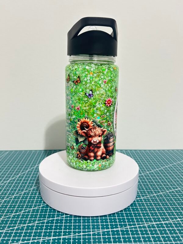 Cute Highland cow Snowglobe bottle, 10oz bottle - Image 4